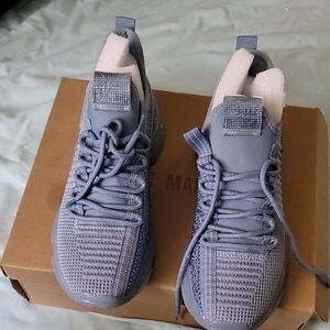 Stylish Blue Athletic Sneakers